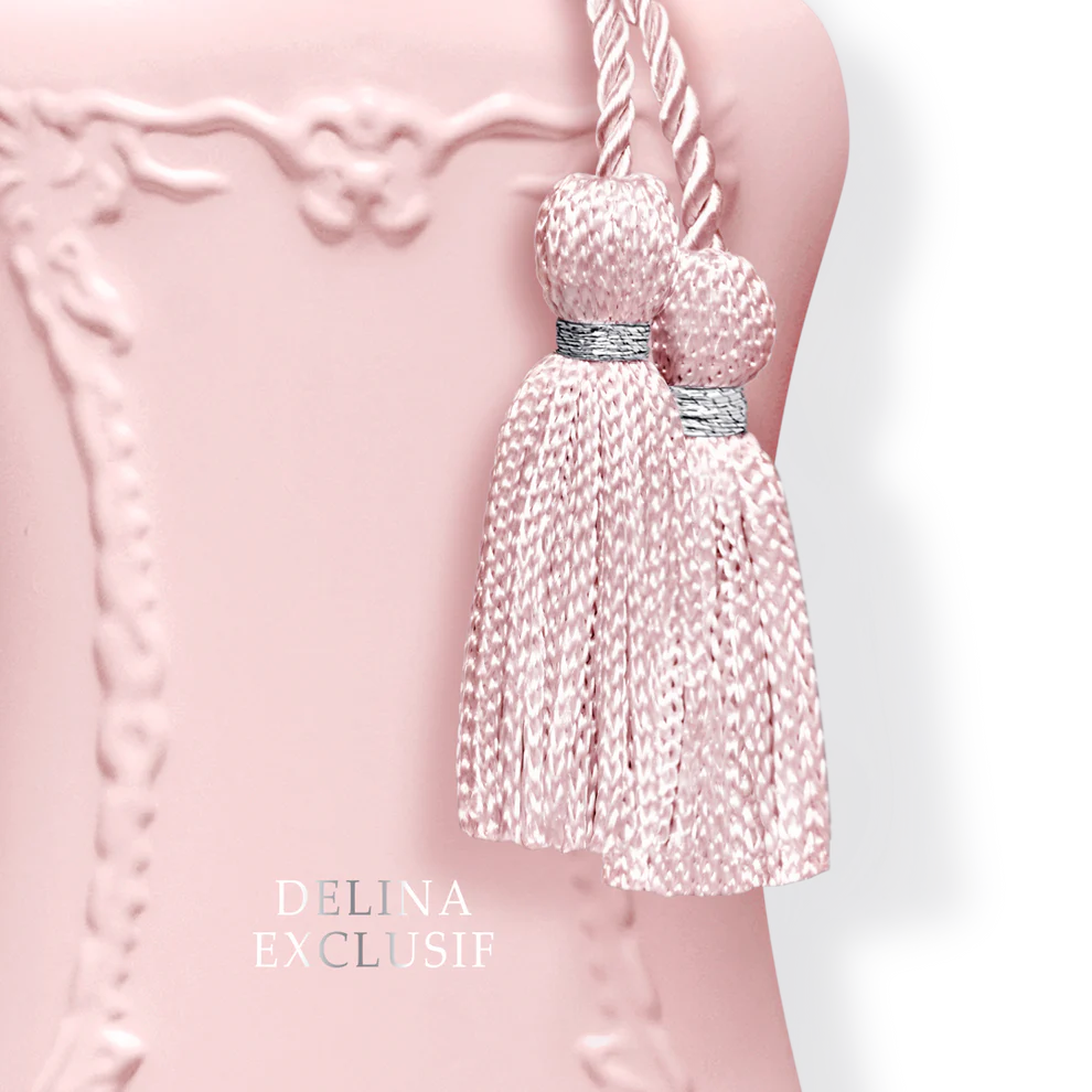 DELINA_EXCLUSIF 1